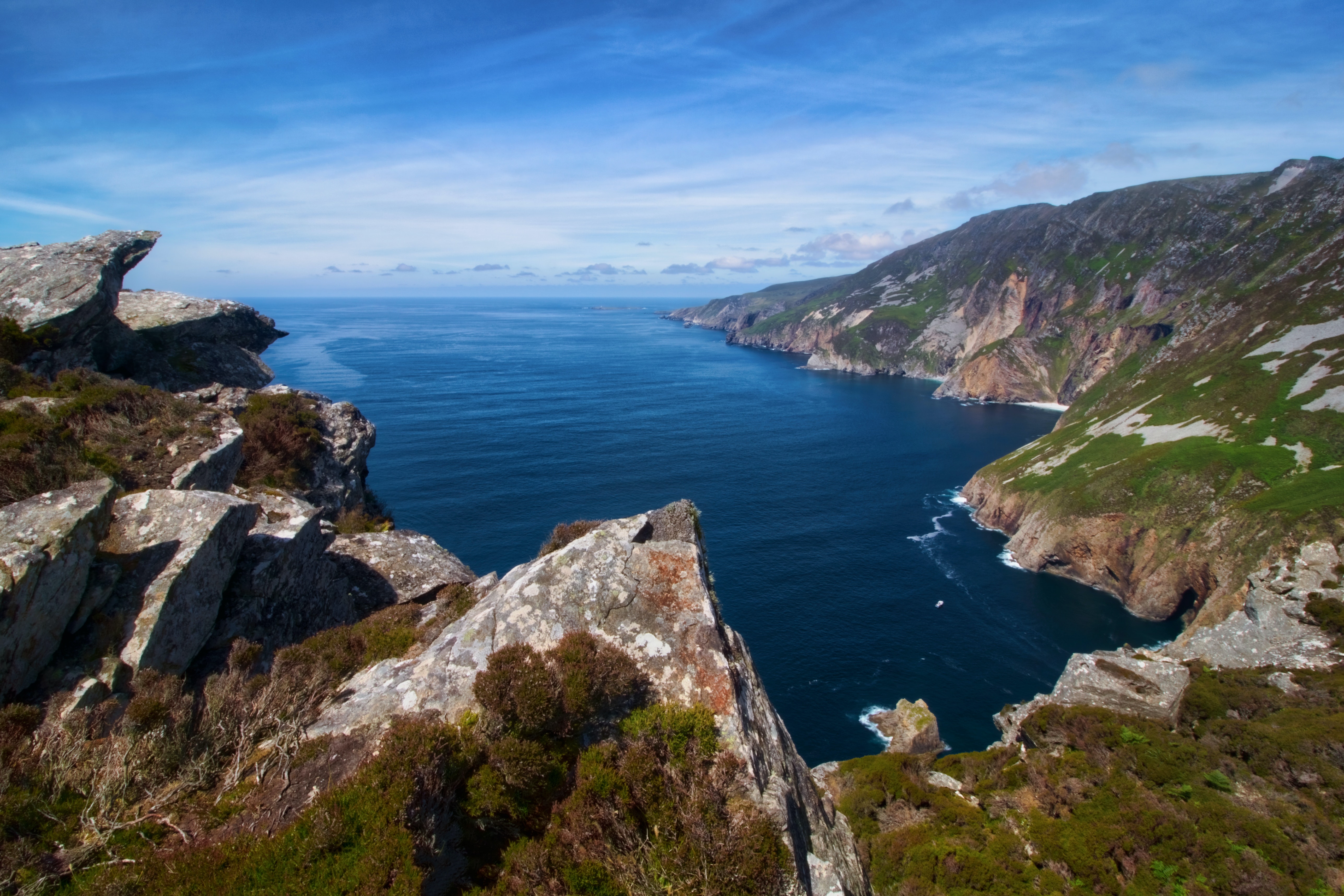 Gear Up To Hike Ireland: Europe's No 1 Hiking Destination